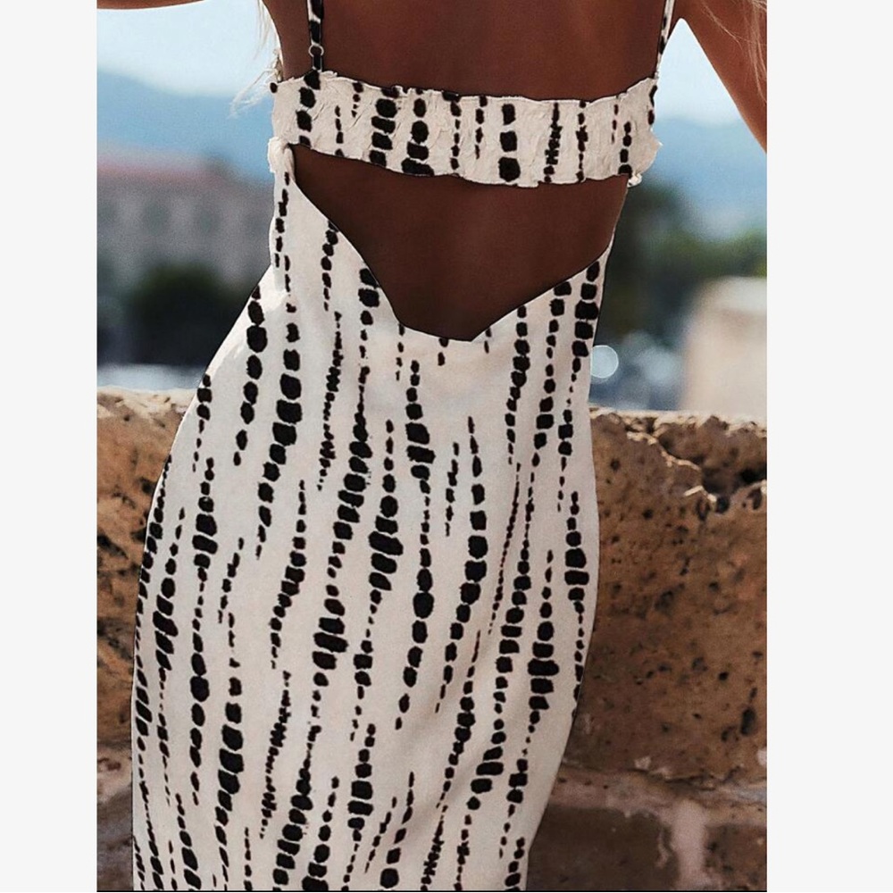 NEW CCB Black & White Dot Strappy Stretchy Maxi Lowcut Tie-Front Cutout Dress XS - Picture 9 of 10